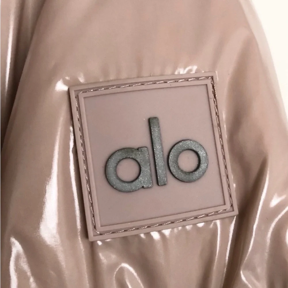 ALO Yoga Quilted Hooded Puffer Coat in Pale Pink